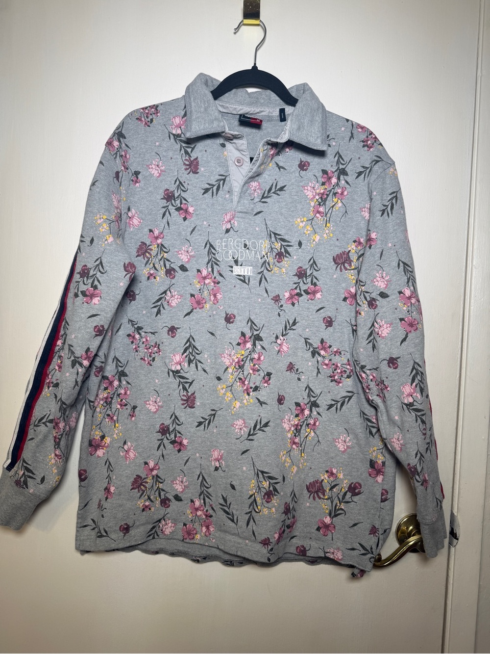 KITH Bergdorf Goodman Floral Polo Sweatshirt - Grey Pink Flower Print Medium